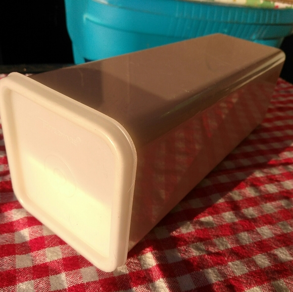 Tupperware Kitchen Velveeta Cheese Keeper Poshmark